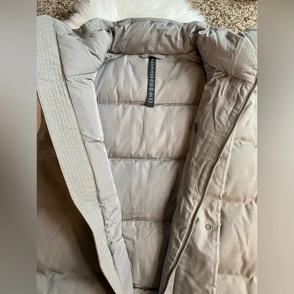 XL NWT Lululemon Wunder Puff Vest Tech Canvas Gull Grey 600 Fill Down Puffer - Picture 5 of 6